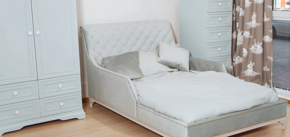 Toddler upholstered bed